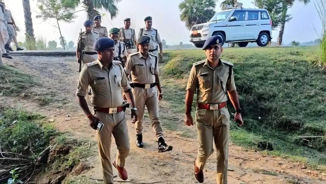 हत्या के बाद शव जलाकर भी नहीं बचा कातिल, 24 घंटे के अंदर आरोपी गिरफ्तार