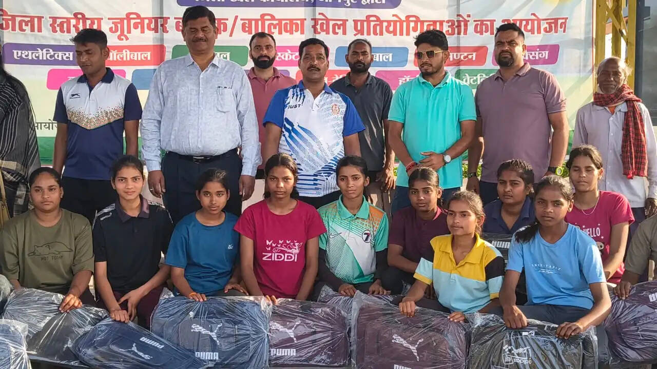 इंदिरा गांधी स्पोर्ट्स स्टेडियम में जूनियर एथलेटिक्स, कबड्डी व वॉलीबॉल प्रतियोगिता सम्पन्न