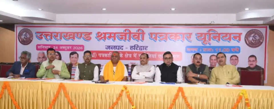 एआई पत्रकारिता का सहायक, विकल्प नहीं: पीयूष पांडेय