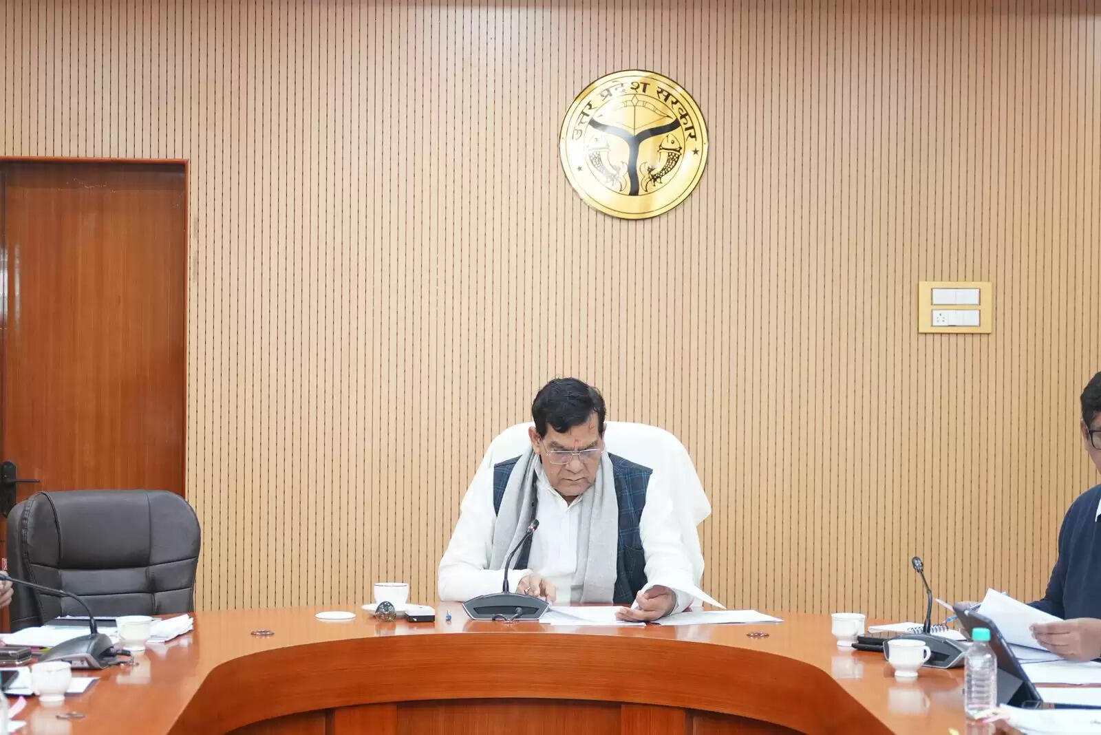 नगर विकास एवं ऊर्जा मंत्री ने विभागीय योजनाओं की समीक्षा की, तय समय में पूर्ण करने के निर्देश