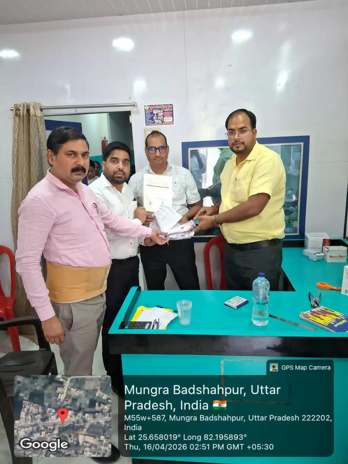 शक्ति स्पेशलिटी हॉस्पिटल में अवैध मेडिकल स्टोर पर छापा, 4 दवाओं के नमूने सीज