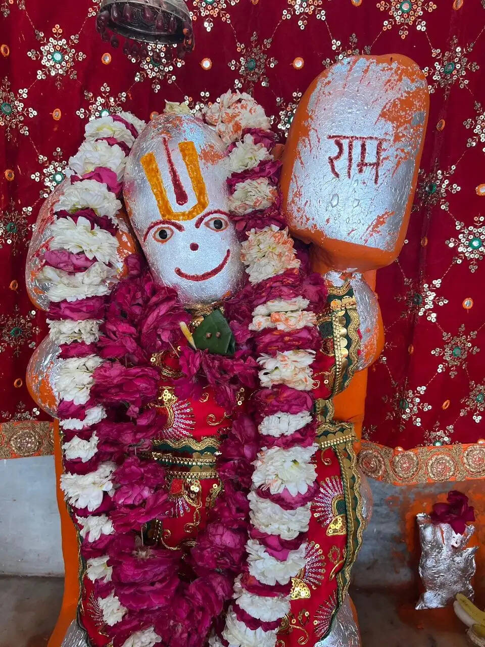 जन्मोत्सव पर जयपुर हनुमानमय: मंदिरों में उमड़ी श्रद्धालुओं की भीड़