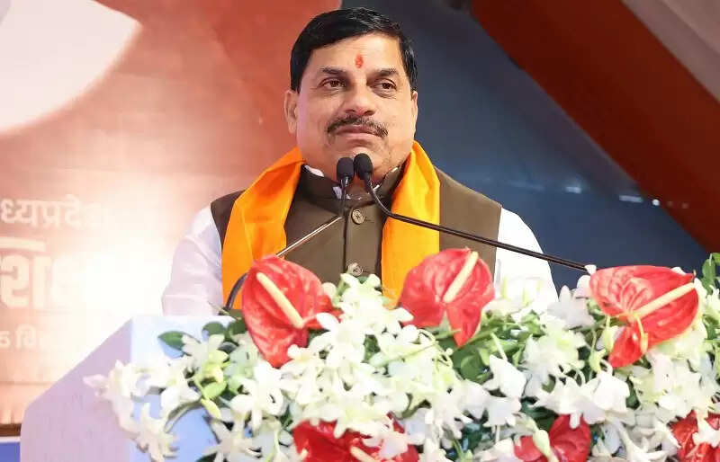 चरित्र, मूल्यों और क्षमताओं का विकास करके राष्ट्र निर्माण में दिया जा सकता है योगदान : मुख्यमंत्री