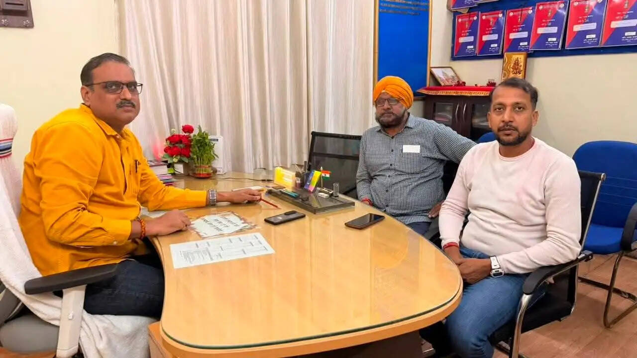 रामगढ़ में दो पक्षों के बीच मारपीट का मामला गरमाया, सांसद ने की कार्रवाई की मांग