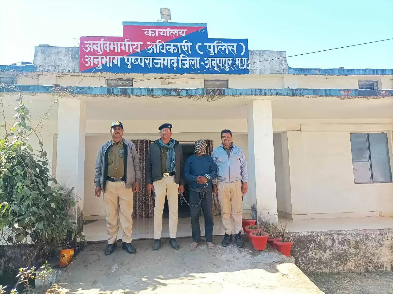 अनूपपुर: 6 माह से फरार हत्या का आरोपी गिरफ्तार, भेजा जेल