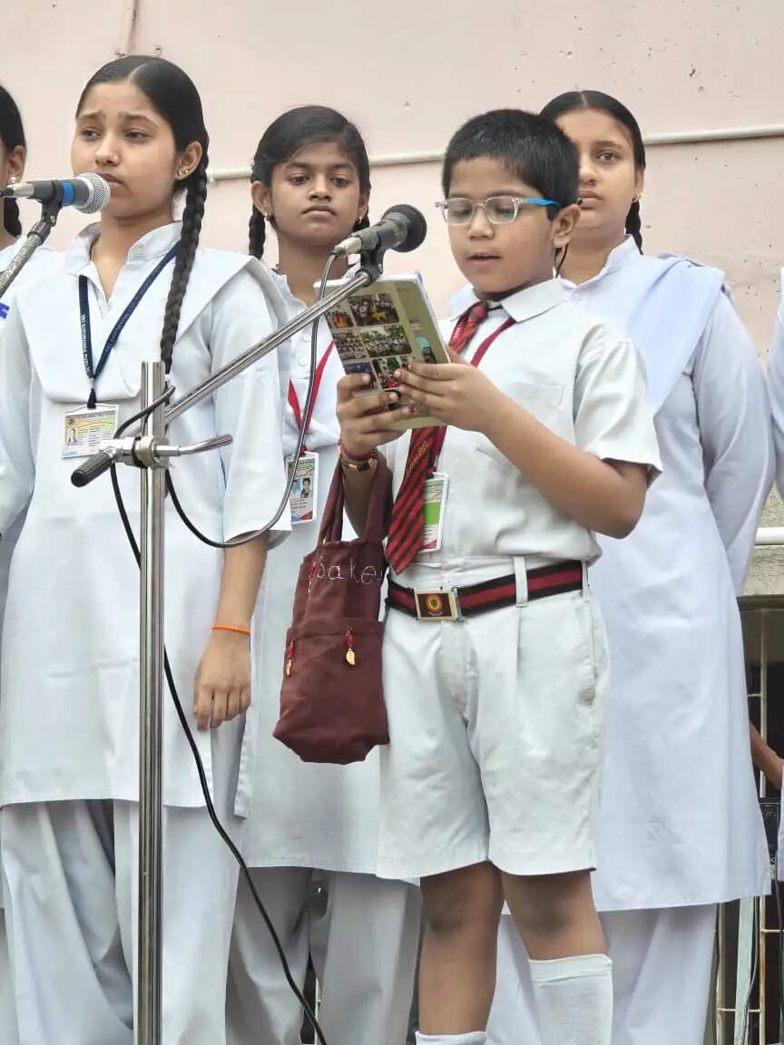 वन महोत्सव सप्ताह पर चला&nbsp;प्लास्टिक मुक्त अभियान