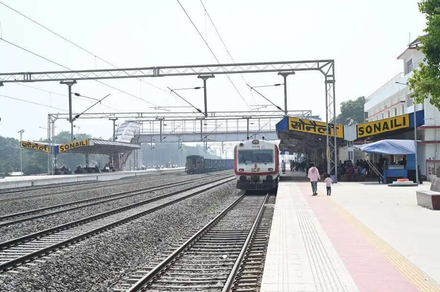 सीआरएस निरीक्षण के लिए कटिहार-कुरेठा और कटिहार-सोनैली दोहरी लाइन सेक्शन तैयार