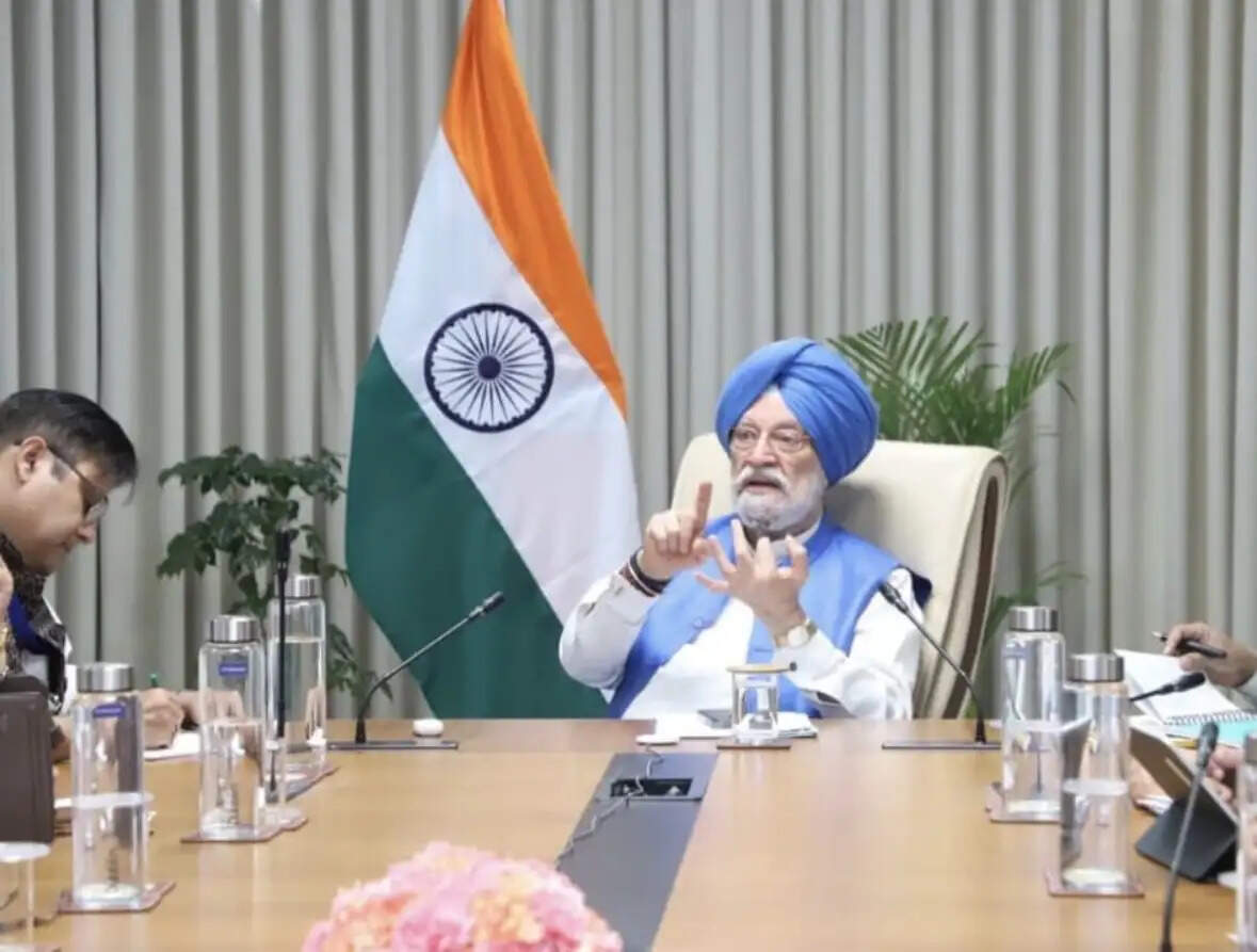 भू-राजनीतिक चुनौतियों के बावजूद भारत का ऊर्जा आयात निर्बाध : हरदीप सिंह पुरी