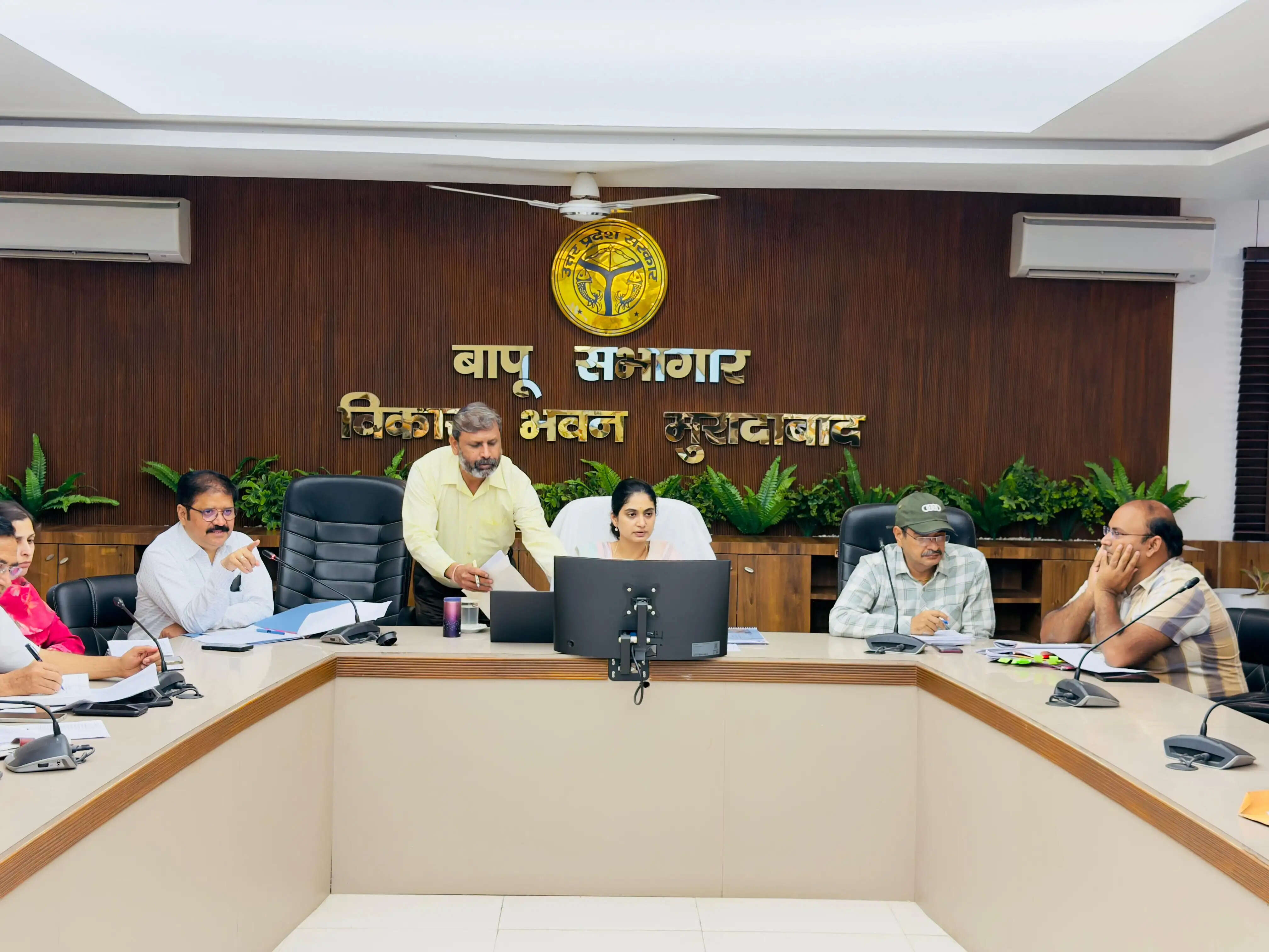 सात दिन के अंदर ग्राम गजेटियर का कार्य पूरा करें : मुख्य विकास अधिकारी