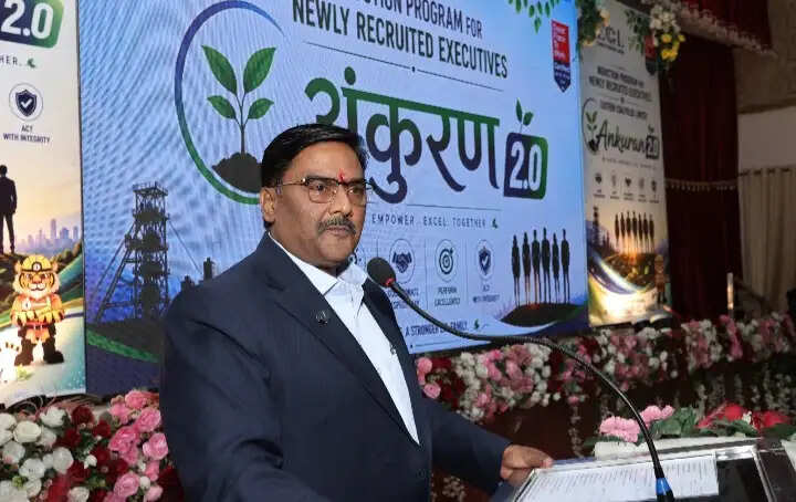 ईसीएल के सीएमडी सतीश झा ने 'अंकुरण 2.0' में नव नियुक्त अधिकारियों का किया उत्साहवर्धन