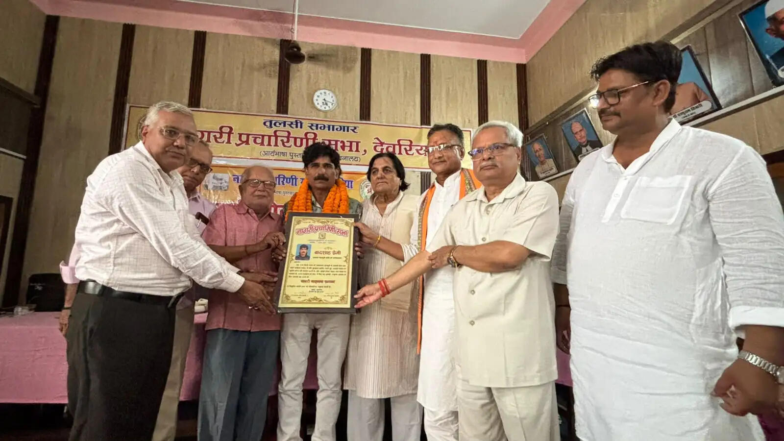लोक भाषा दिवस पर नागरी मातृभाषा सम्मान समारोह आयोजित, बादशाह प्रेमी सम्मानित