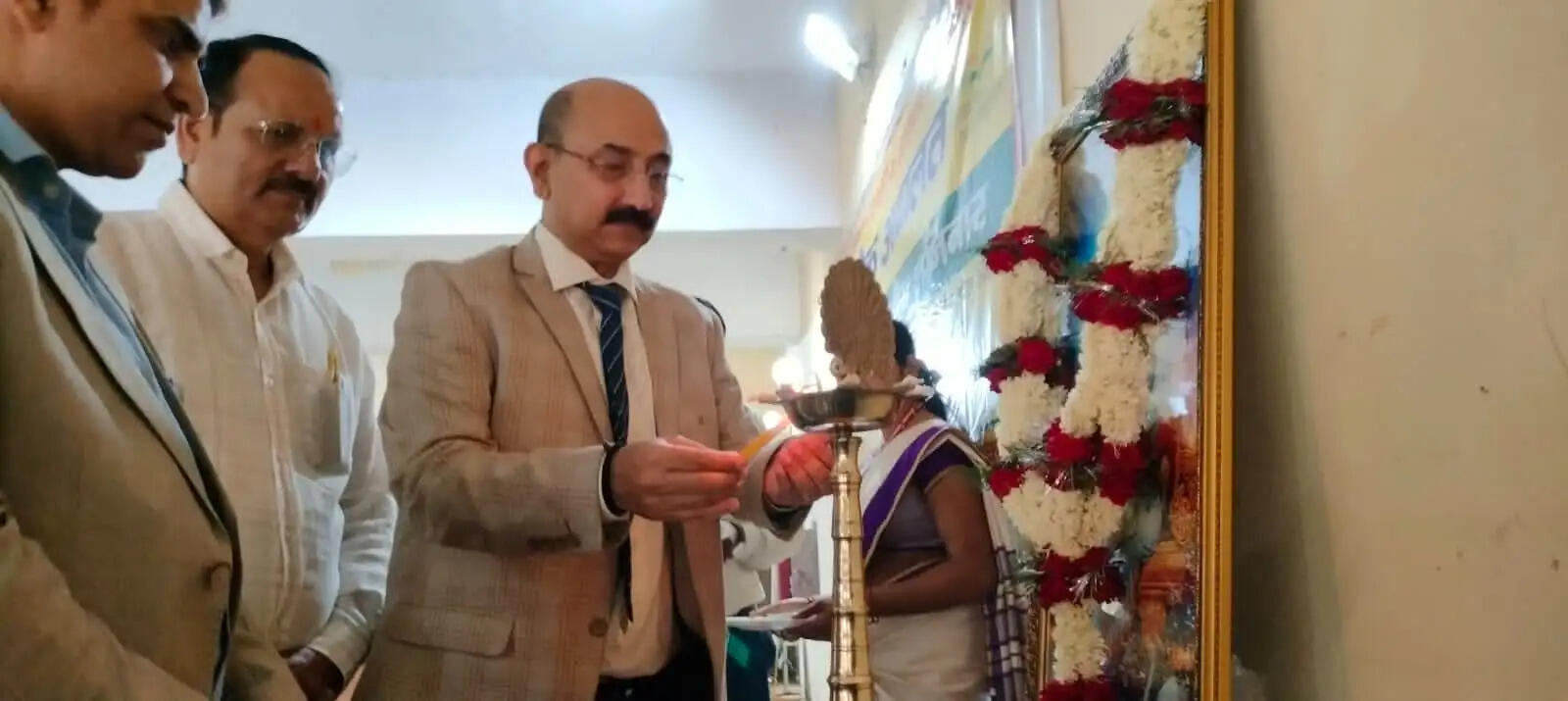लोक अदालत के जरिए समय गवायें बिना गंभीर से गंभीर मामलों का हाे रहा निस्तारण : जिला जज