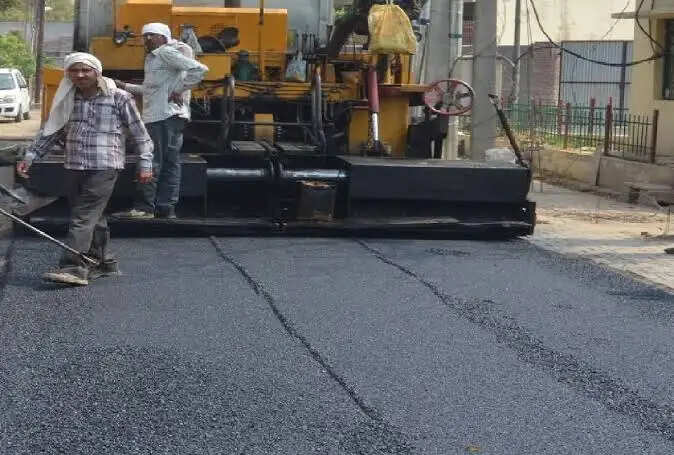 सड़कों के नहीं हो सके टेंडर, 71.11 करोड़ रुपये शासन को लौटाए