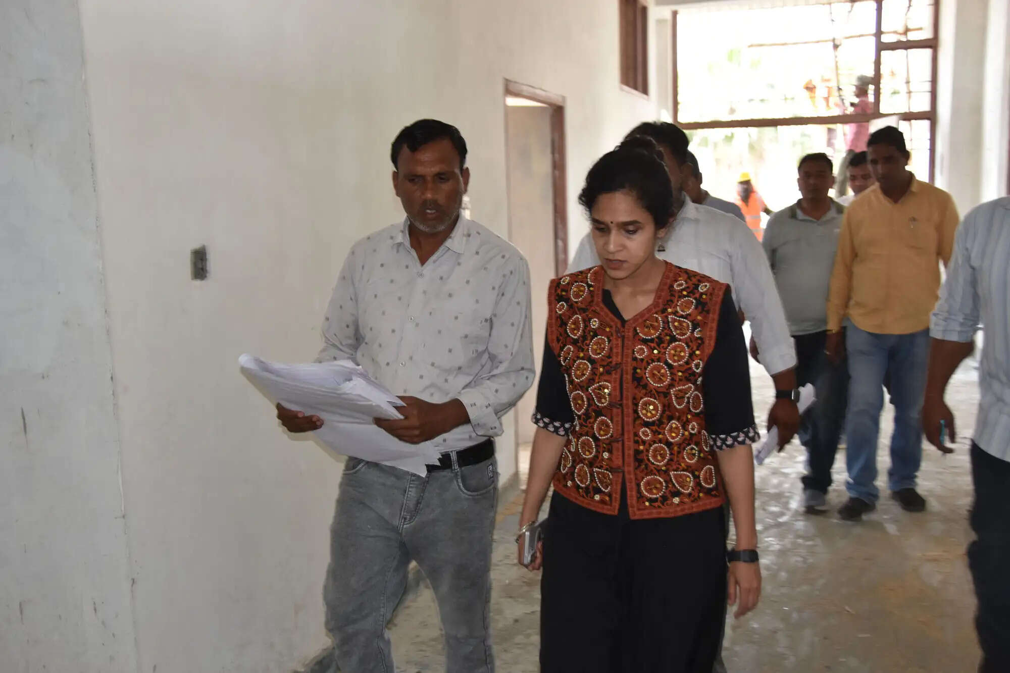 कैथल: उपायुक्त अपराजिता ने पूंडरी में निर्माणाधीन तहसील कार्यालय का किया निरीक्षण