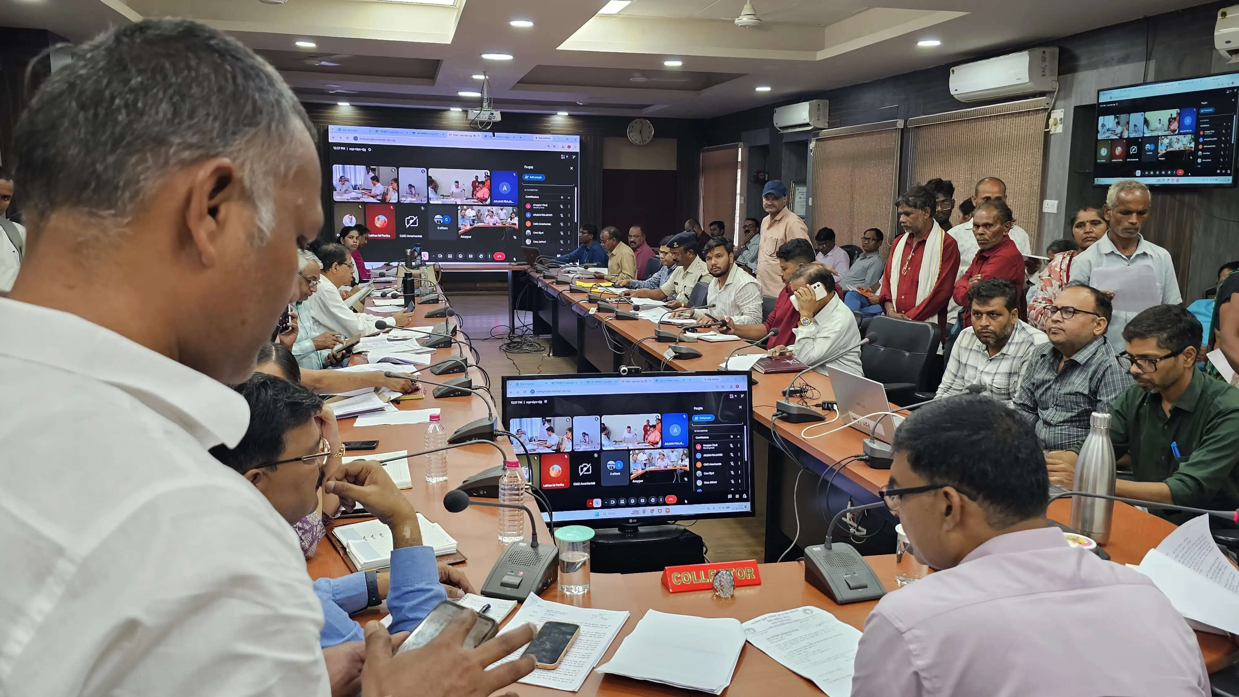 अनूपपुर: चार महीने से नहीं मिला एमटीएस के कर्मचारियों का वेतन, अतिथि शिक्षक को नौकरी से निकाला