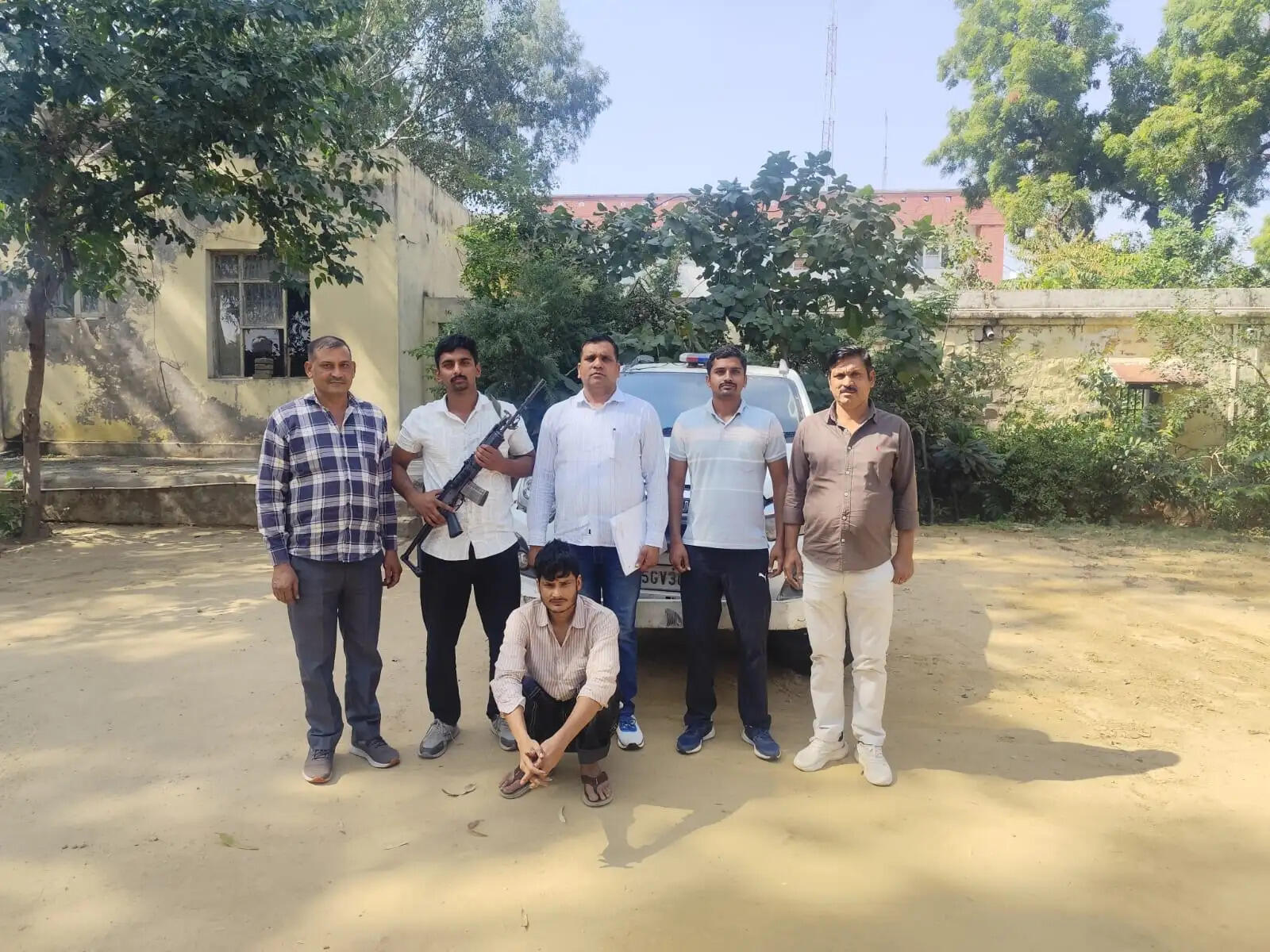 नूंह में हेरोइन के साथ नशा तस्कर गिरफ्तार