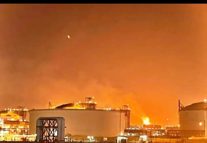 कतर गैस प्लांट हादसाः 12 भारतीयों सहित 13 की जान गई, 66 घायलों की हालत स्थिर, मेंटेनेंस के बाद दो दिन पहले ही खोला गया था प्लांट