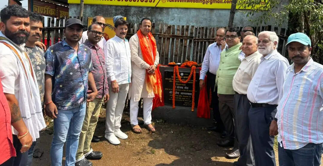 विधायक ने किया मंदिर रोड निर्माण कार्य का शिलान्यास