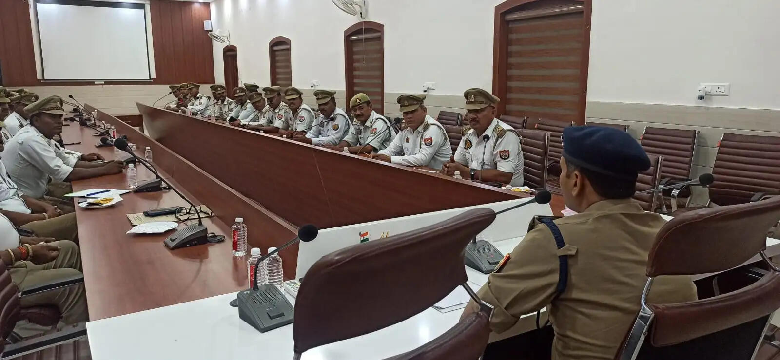 ज्वाॅइन करते ही एक्शन मोड में दिखे एसपी ट्रैफिक अमित कुमार श्रीवास्तव, स्थलीय भ्रमण कर लिया यातायात व्यवस्था का जायजा