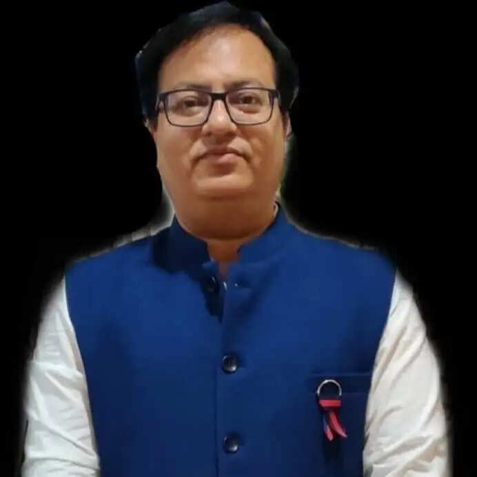 महंगे पेट्रोल में इथेनॉल मिलाना उपभोक्ताओं के साथ अन्याय: शर्मा