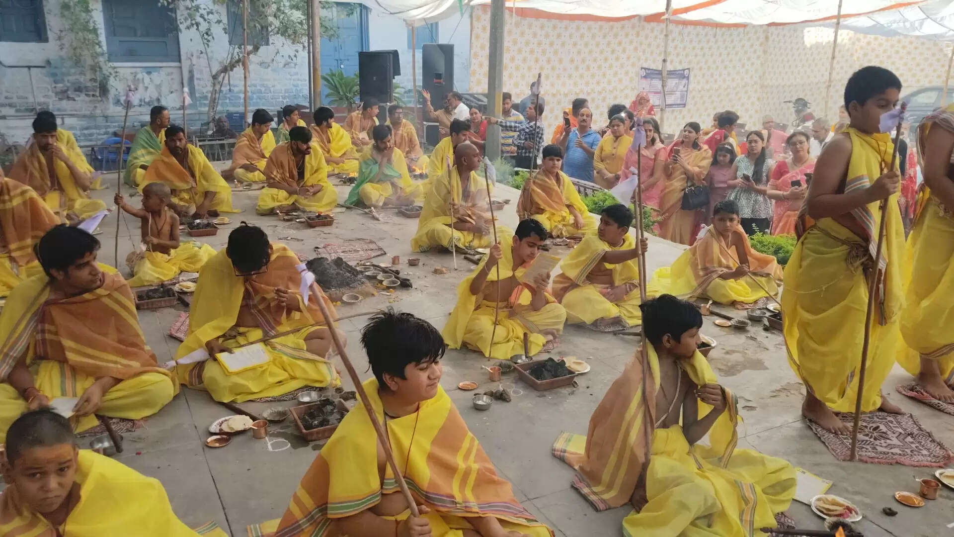 पचास से अधिक बटुकों ने लिया ब्राह्मणत्व का संकल्प