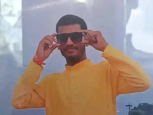 पलवल : निजी कालेज की बालकनी में गिरा बीटेक छात्र, अस्पताल ले जाते ही माैत