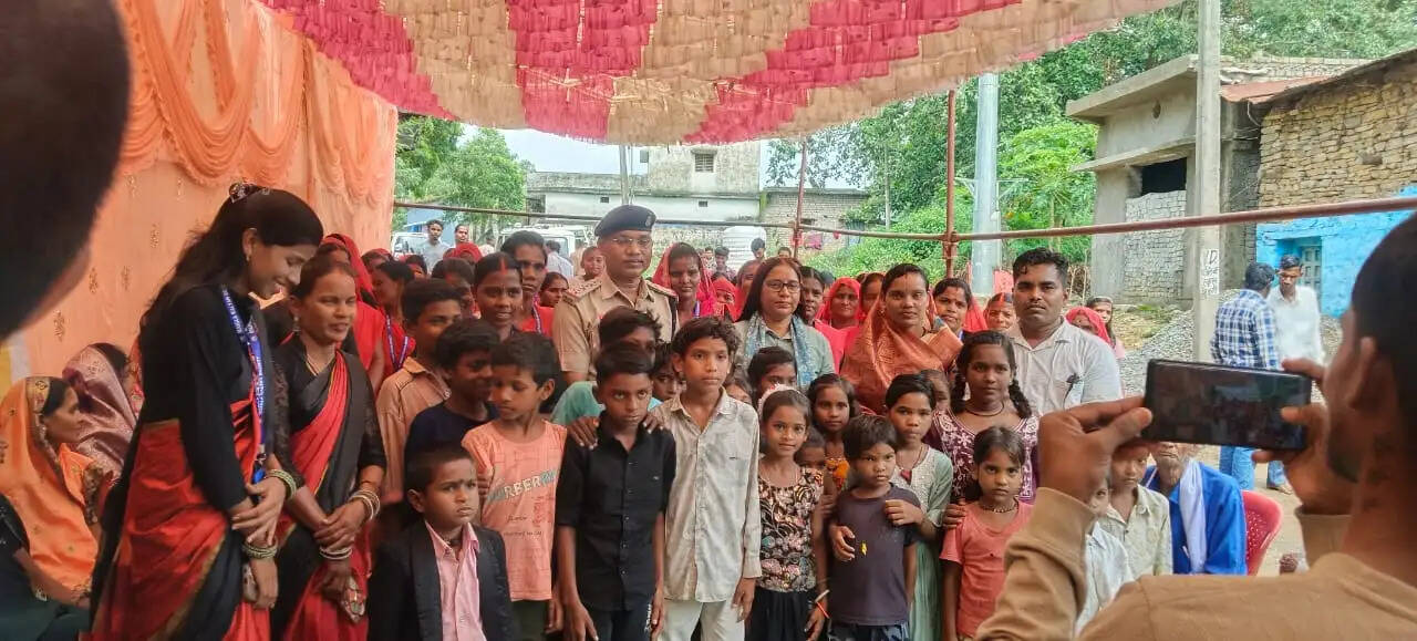जांजगीर-चांपा के ग्राम पाली में महिला कमांडो टीम का गठन, एसपी ने वीडियो कॉल से किया सीधा संवाद
