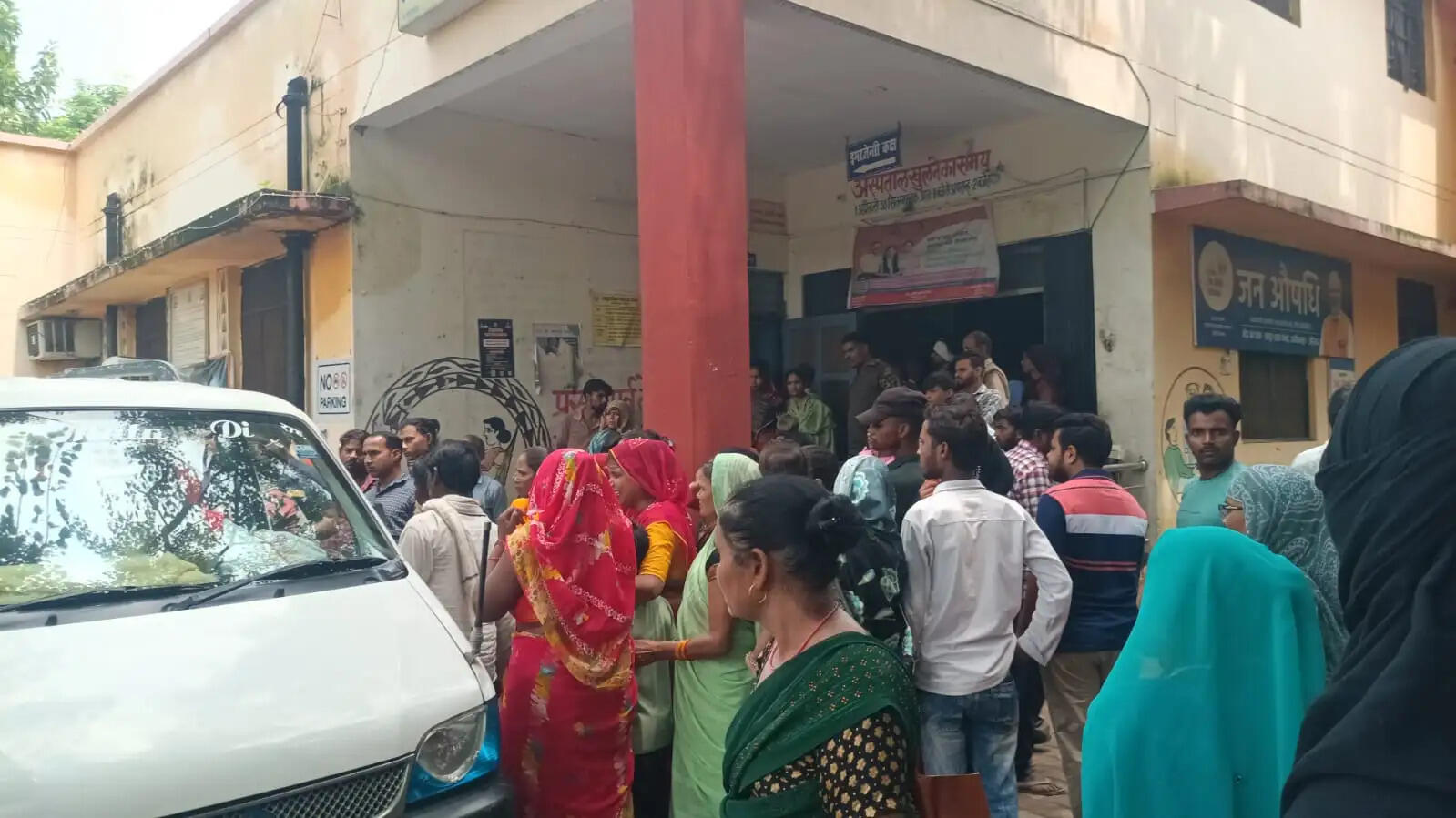 फर्राटा पंखे में उतरे करंट की चपेट में आने से किशोर की मौत, मां झुलसी