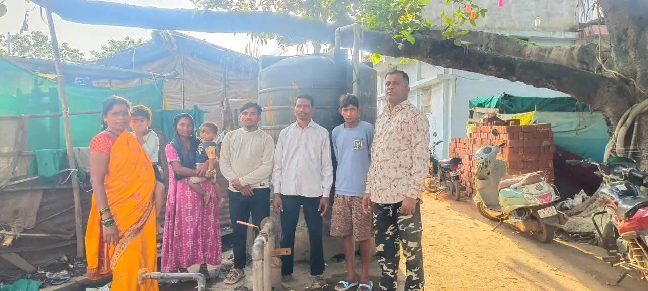 छह दिनों से जलापूर्ति ठप, अधारी नवागांव वार्ड के लोग बूंद-बूंद पानी को तरसे