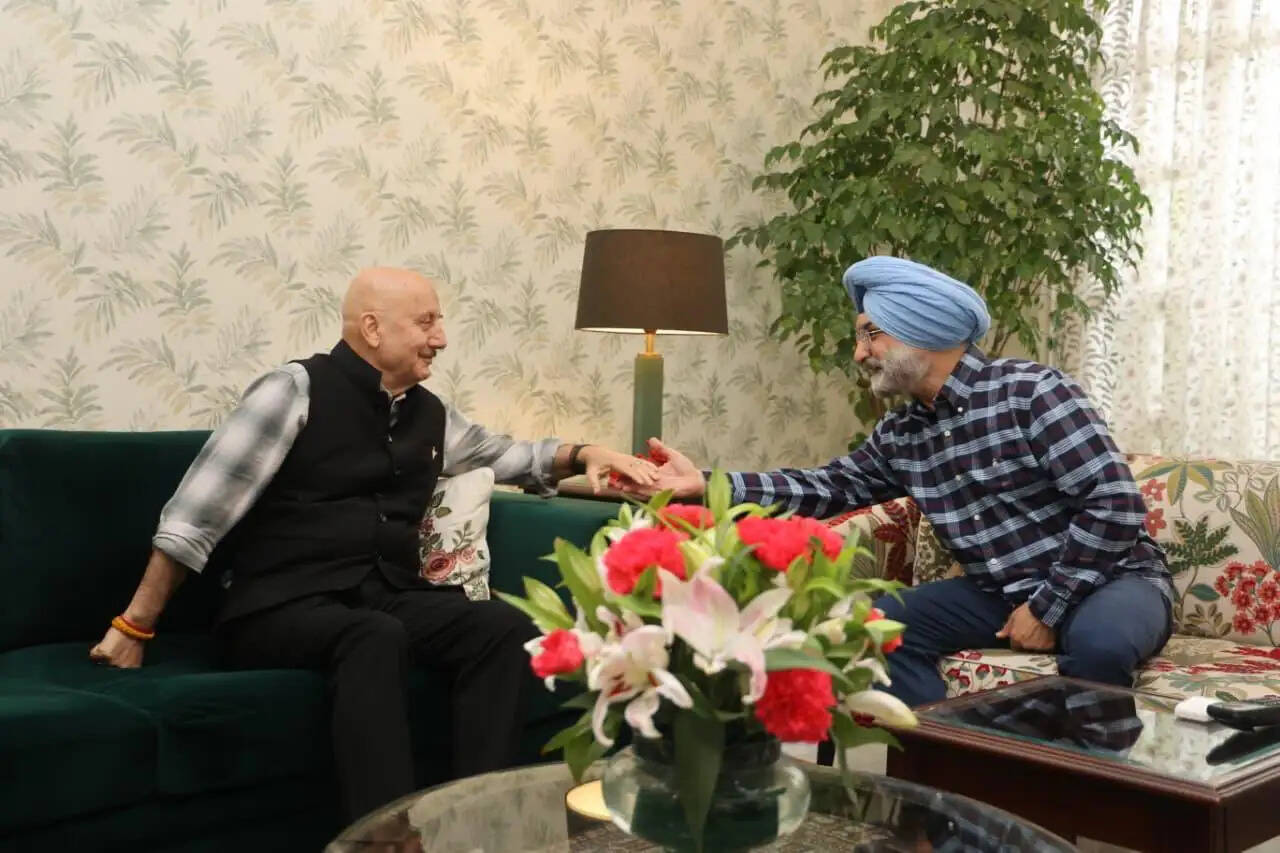 विकसित भारत के सपने में योगदान देना हम सभी का फर्जः उपराज्यपाल