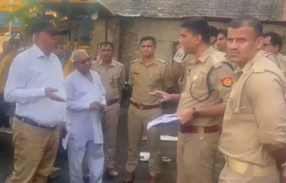 वर्कशॉप में एयर सिलेंडर फटा, मिस्त्री की मौत