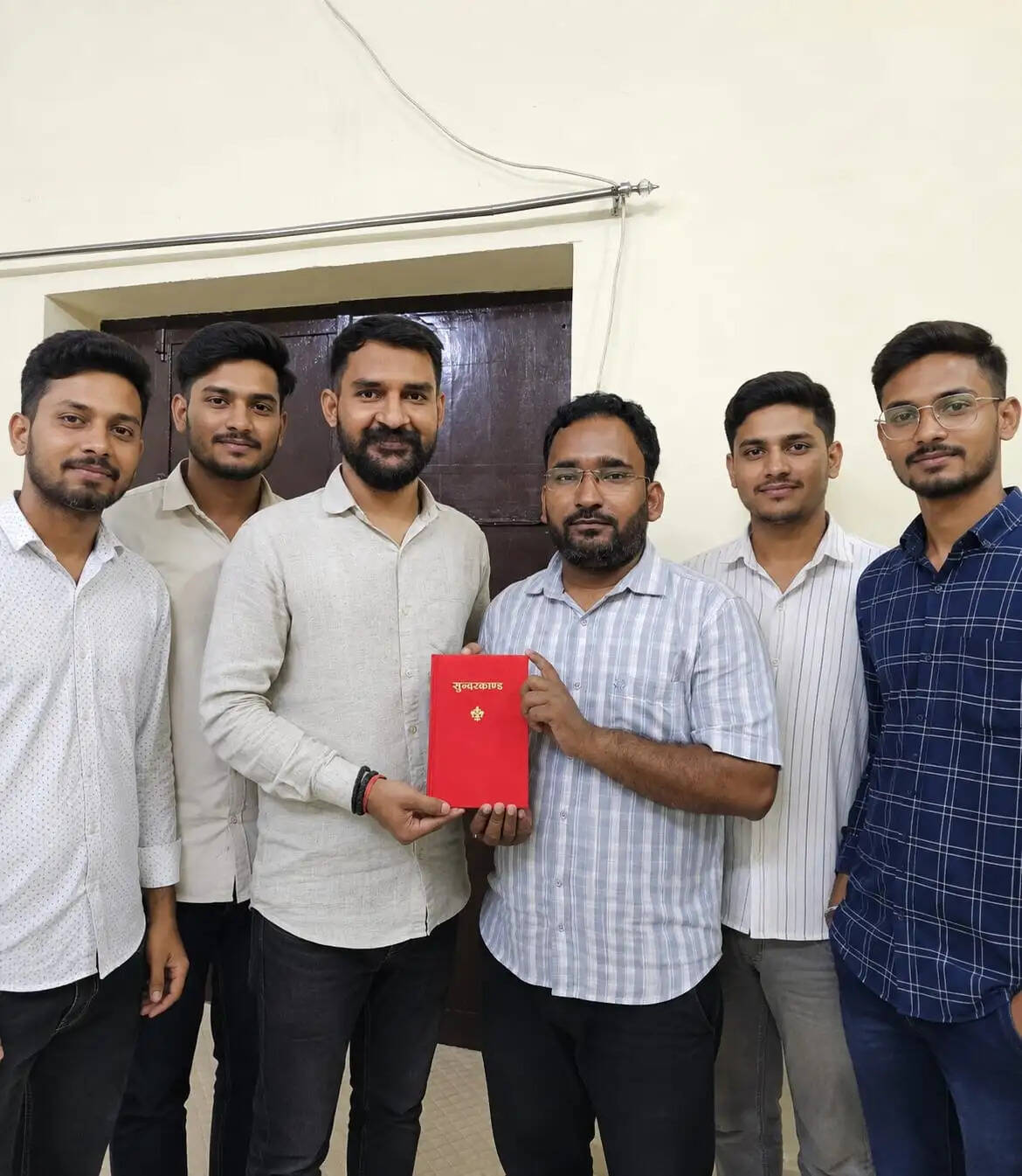 अभाविप ने लखनऊ विश्वविद्यालय के शिक्षकों को सम्मानित किया