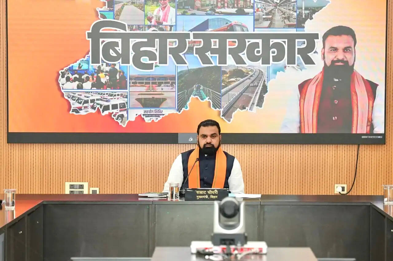 पटना मेट्रो निर्माण के दौरान यातायात बाधित न हो, प्रभावी ट्रैफिक प्रबंधन सुनिश्चित करें : मुख्यमंत्री
