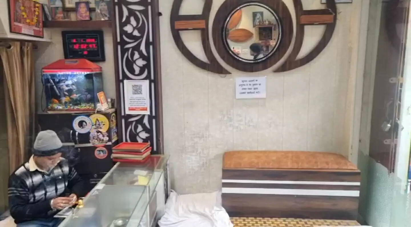 अमेठी जिले के सर्राफा व्यवसायियों का फैसला— चेहरा ढके ग्राहकों को दुकान में प्रवेश नहीं मिलेगा