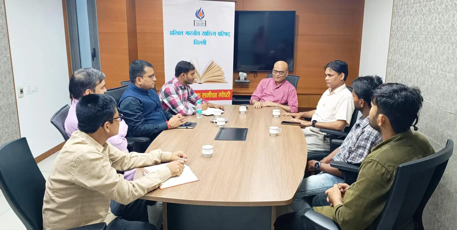 दीनदयाल उपाध्याय की पुस्तकों को पाठ्यक्रम में शामिल करने की मांग, चरित्र-निर्माण और राष्ट्रबोध पर जोर