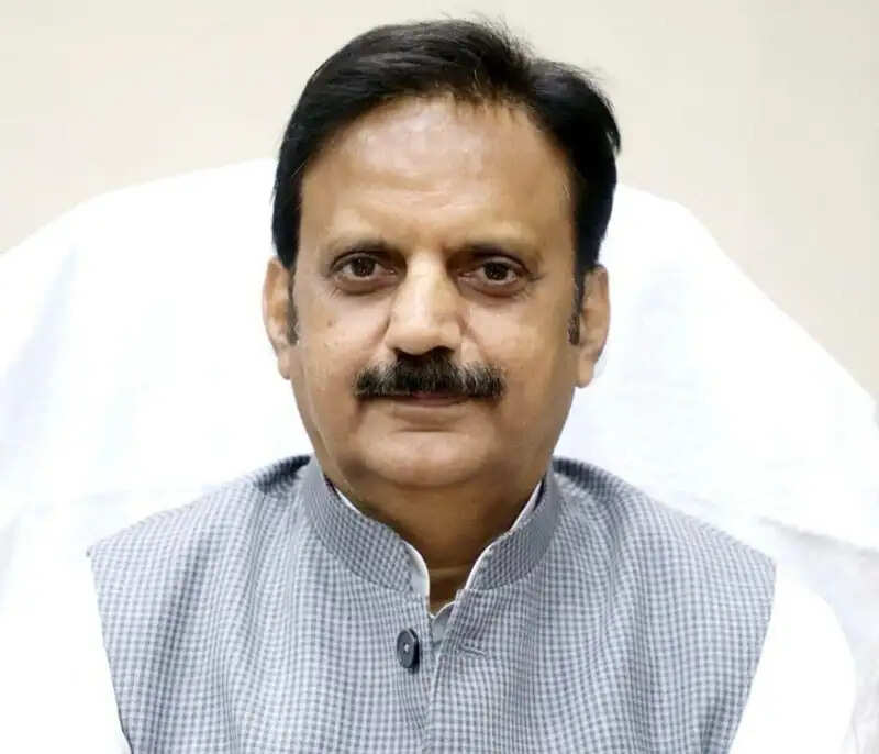 स्वस्थ बहन और स्वस्थ बेटी ही सशक्त परिवार एवं स्वस्थ समाज की आधारशिला : उप मुख्यमंत्री शुक्ल