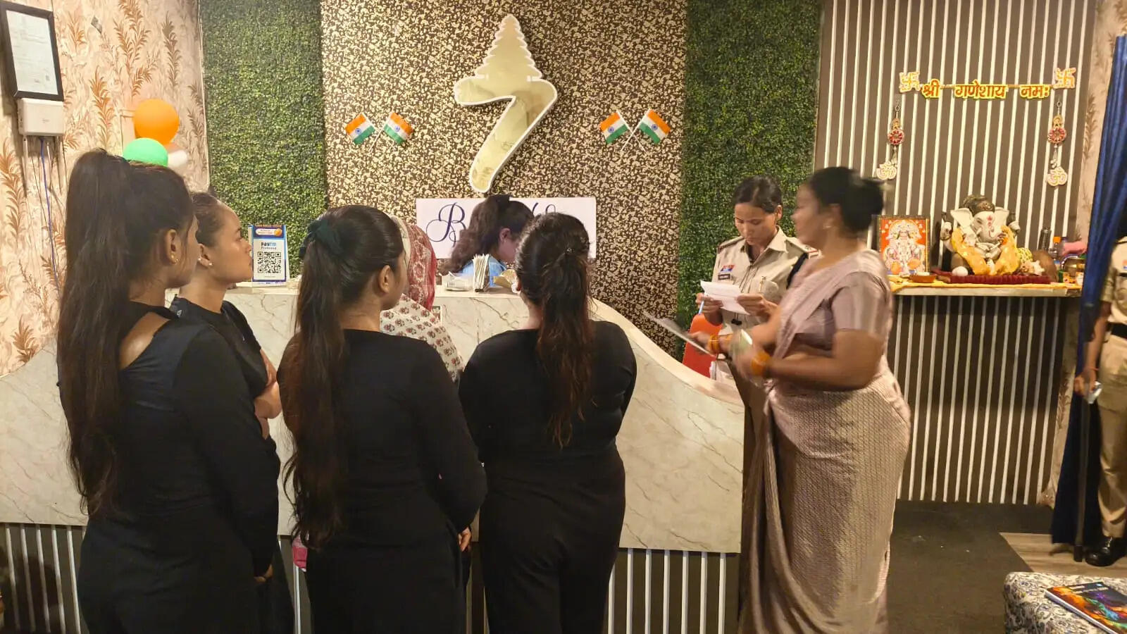 रायपुर : 30 स्पा सेंटरों में एक साथ पुलिस की दबिश, सौ से अधिक अधिकारी-कर्मचारियों ने की जांच