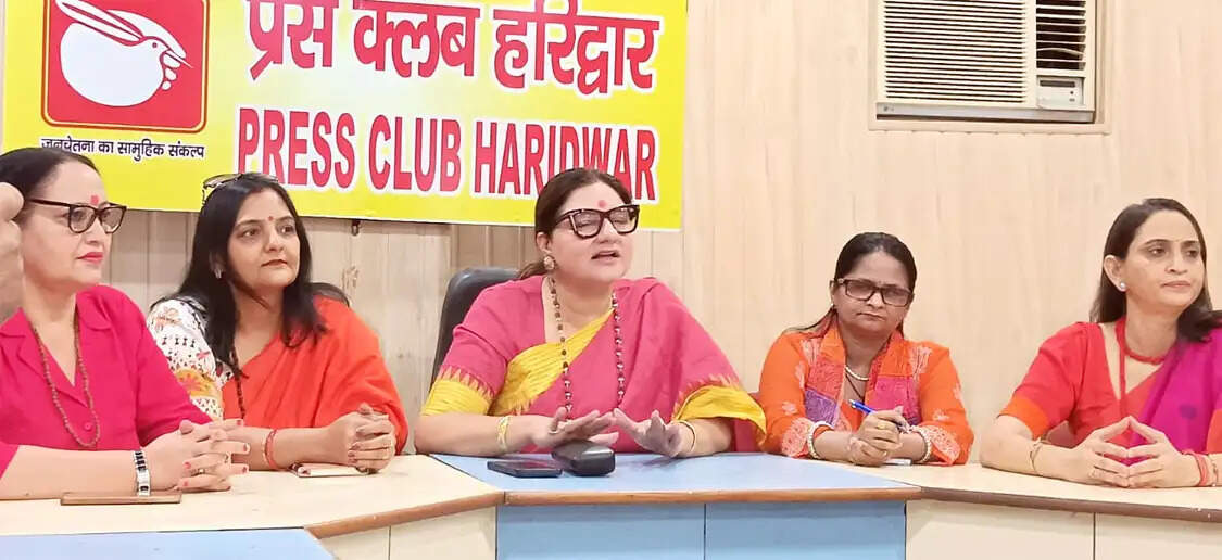 हर हिंदू नारी को अपने परिवार और अस्तित्व की रक्षा के लिए बनना होगा महाकाली : डॉ उदिता