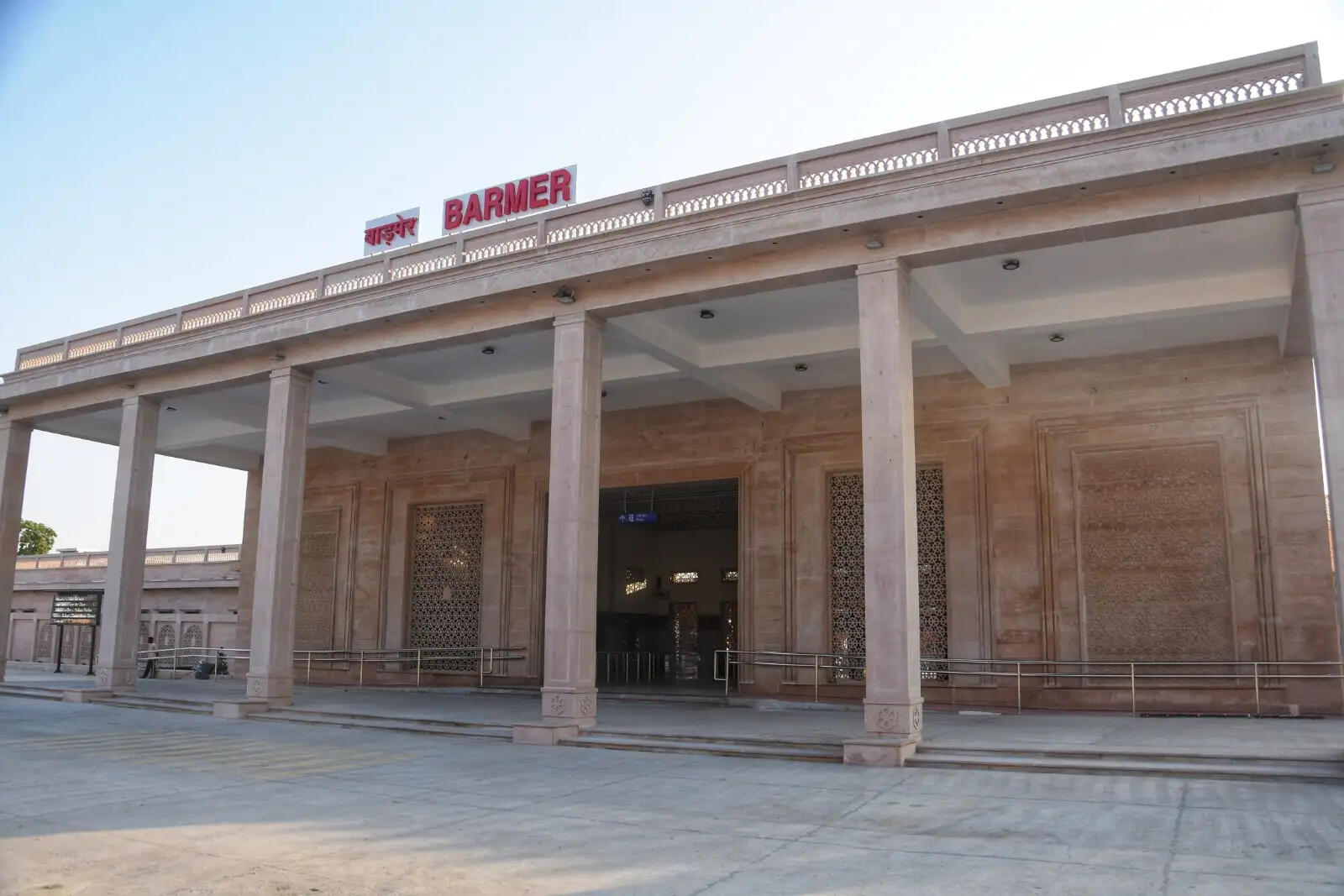 अमृत भारत स्टेशन योजना के तहत 16.18 करोड़ से संवरा बाड़मेर रेलवे स्टेशन