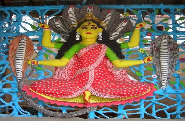 मनसा पूजा पर बांकुड़ा और पुरुलिया में अर्धदिवसीय अवकाश की घोषणा