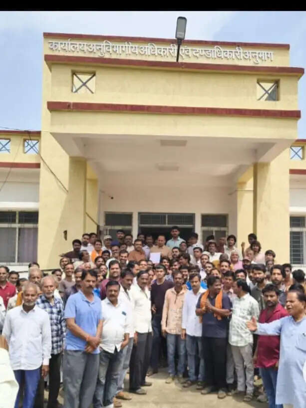राजगढ़ः धर्मशाला परिसर में अतिक्रमण का आरोप, फूलमाली समाज ने सौंपा ज्ञापन