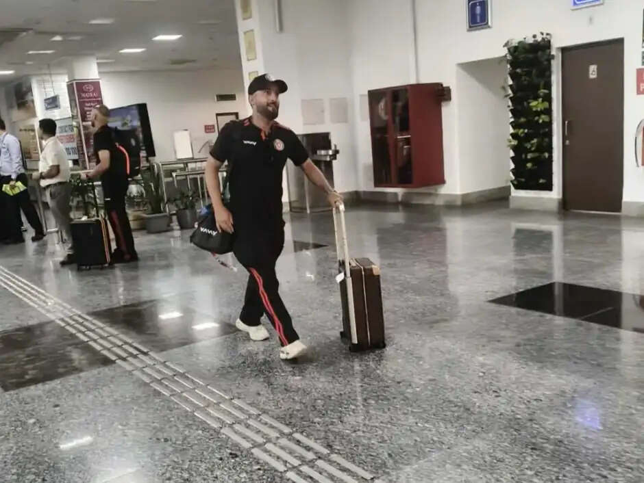 भारत-अफगानिस्तान वनडे : धर्मशाला पंहुची दोनों टीमें