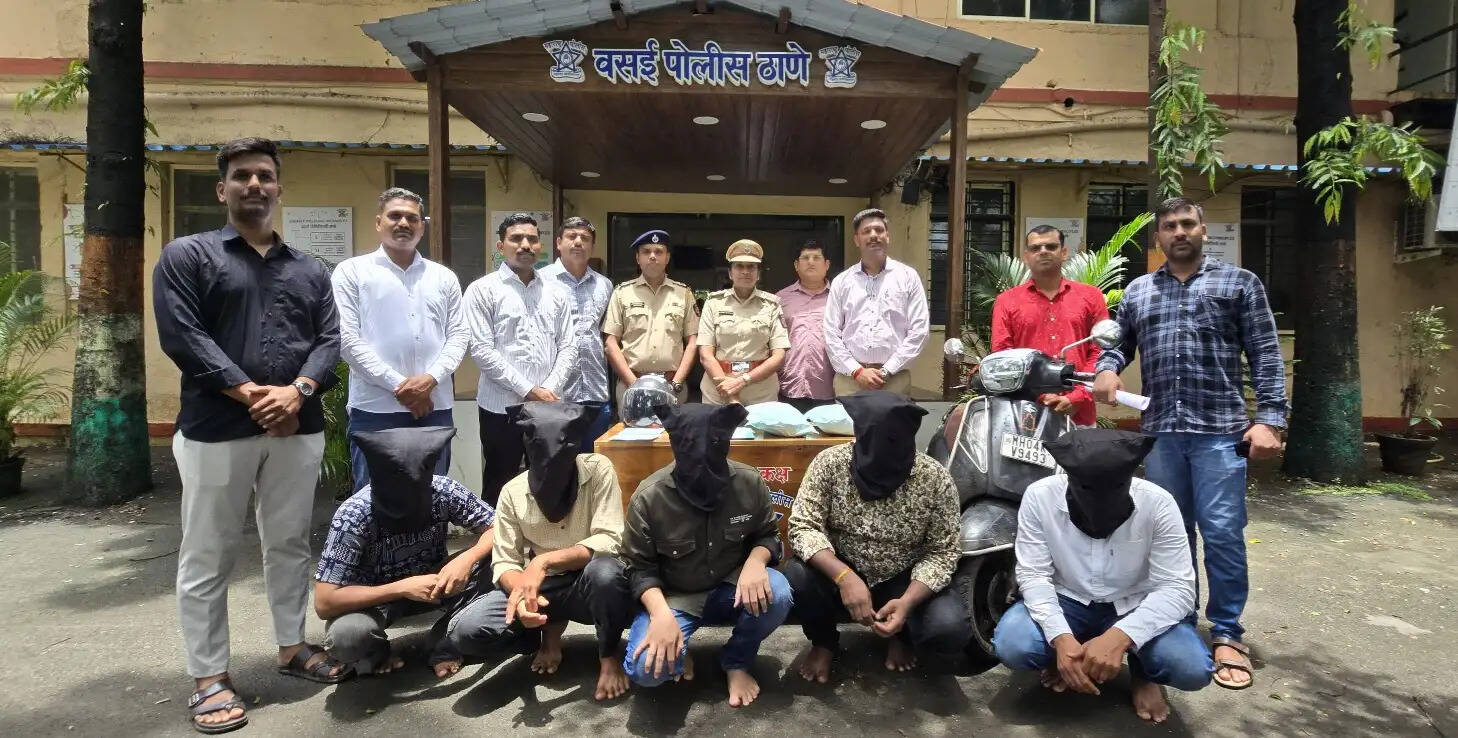 2 करोड़ रुपये की प्रतिबंधित एम्बरग्रीस के साथ 5 आरोपी गिरफ्तार