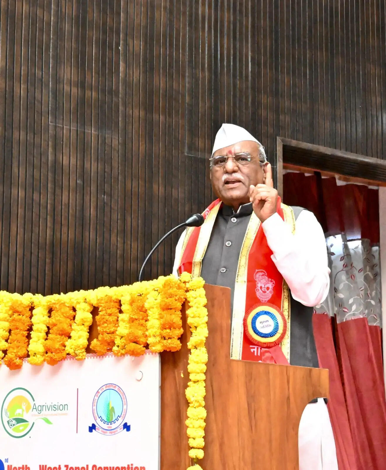 कृषि और संबद्ध व्यवसाय भारत की अर्थव्यवस्था की रीढ़, युवा नई तकनीक से बढ़ाएं कृषि की ताकत - राज्यपाल बागडे