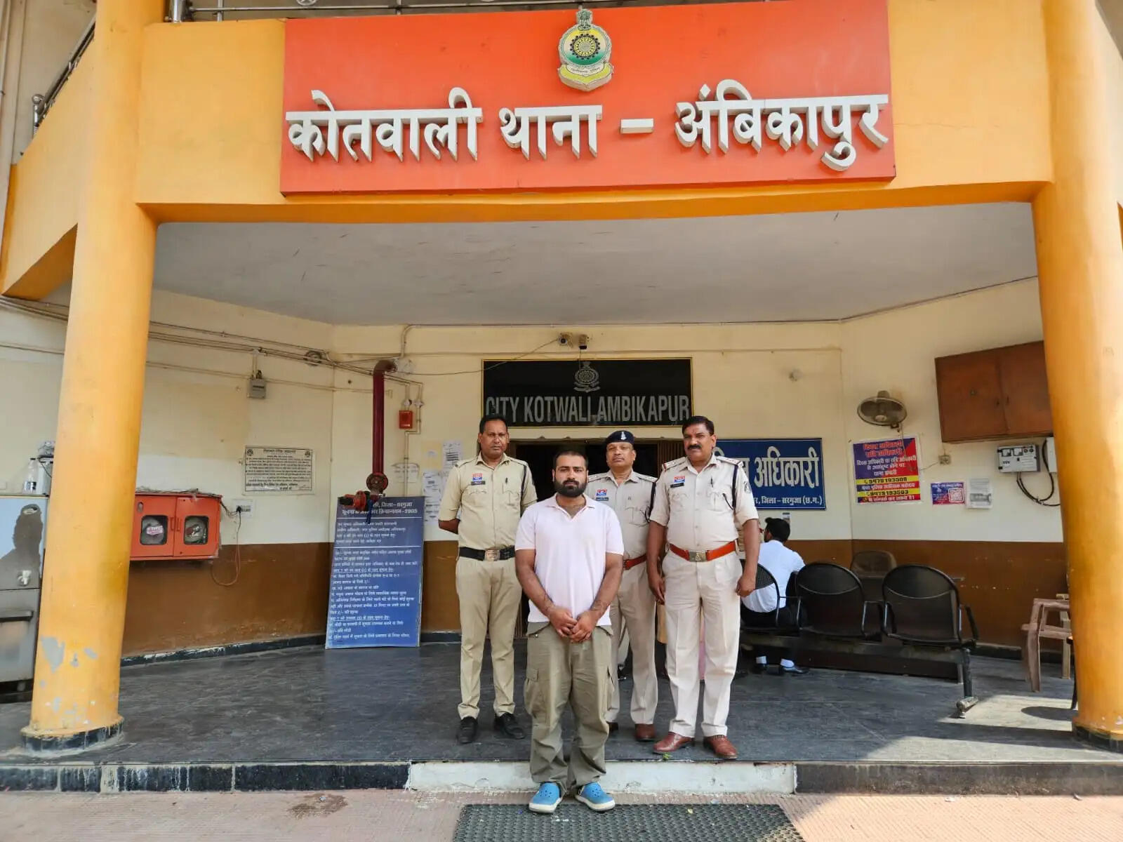 अंबिकापुर : इलाज के बहाने डॉक्टर की पत्नी से तीन साल तक दुष्कर्म, आरोपित स्पीच थेरेपिस्ट गिरफ्तार