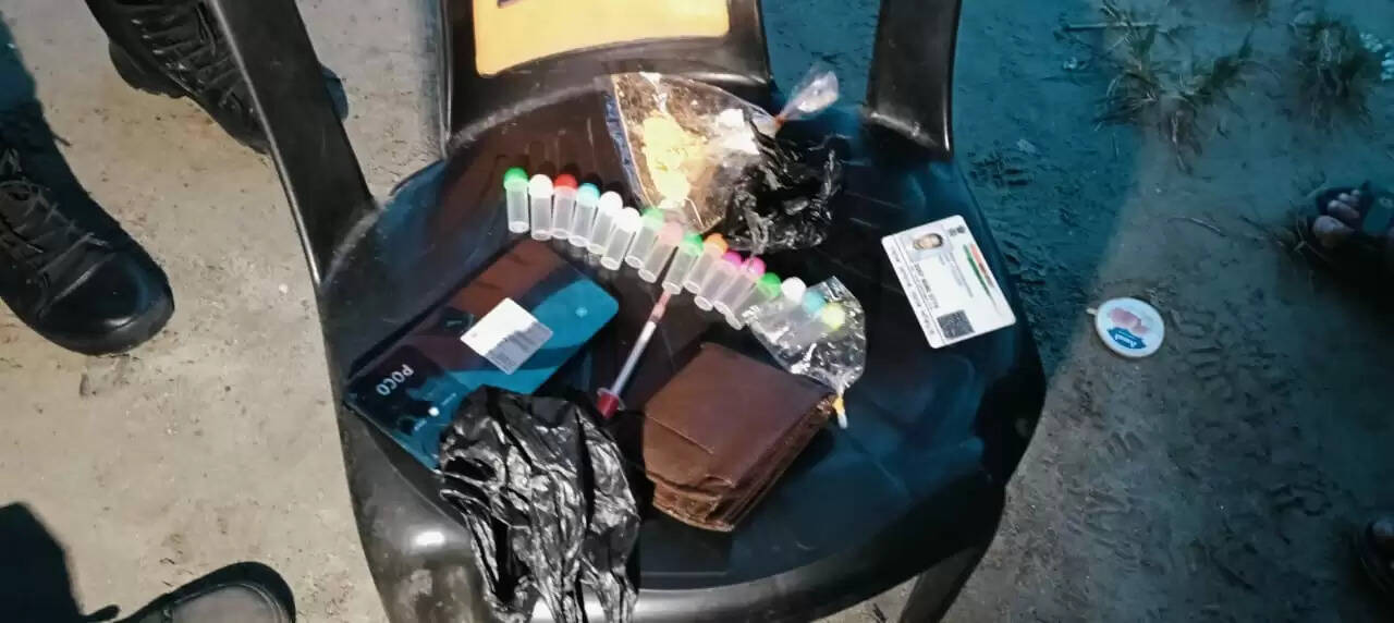 ड्रग्स समेत तस्कर गिरफ्तार