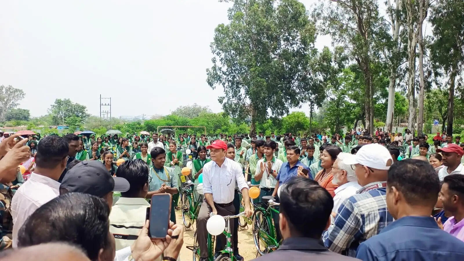 हर छात्र तक गुणवत्तापूर्ण शिक्षा पहुंचाना सरकार की प्राथमिकता : मंत्री