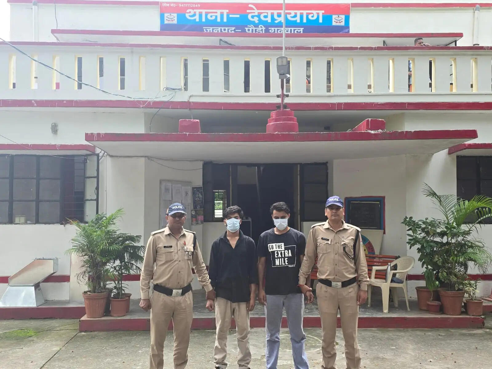 देहरादून से पौड़ी ला रहे थे स्मैक, पुलिस ने दो तस्करों को दबोचा