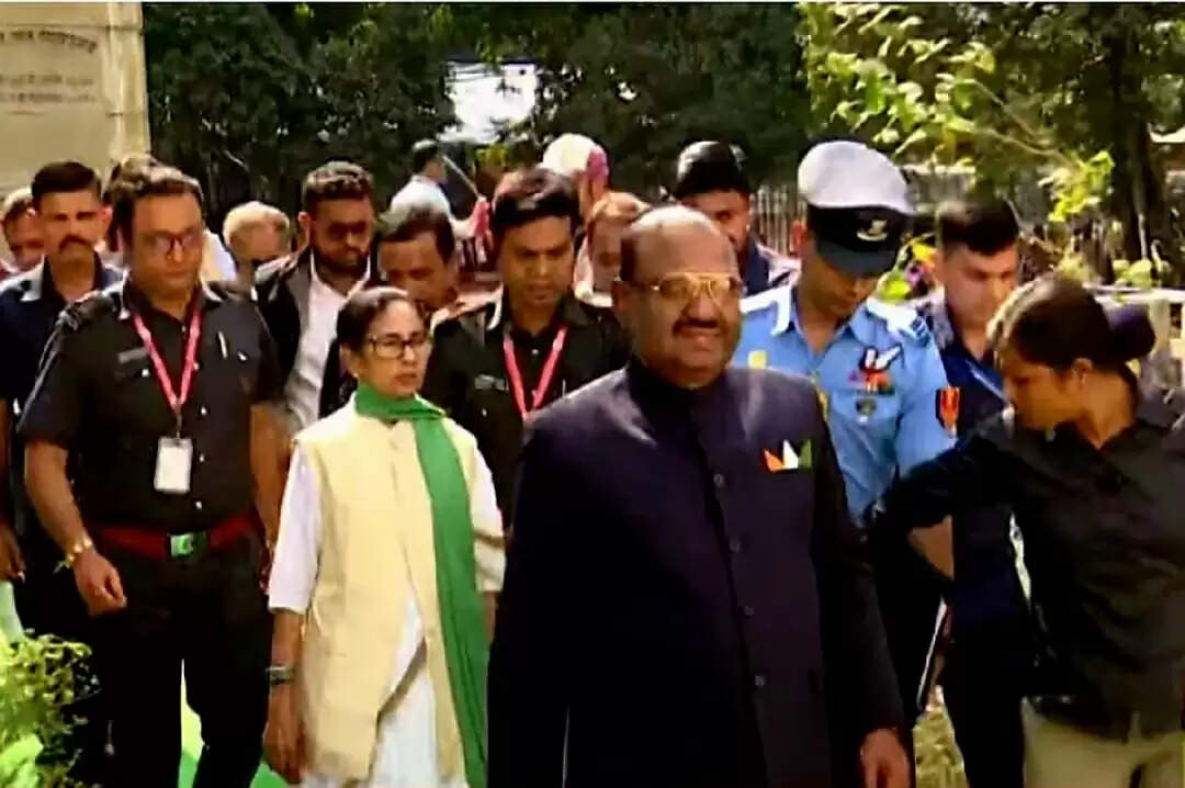 हंगामे के बीच शुरू हुआ बंगाल विधानसभा का बजट सत्र, राज्यपाल ने नहीं पढ़ा पूरा अभिभाषण