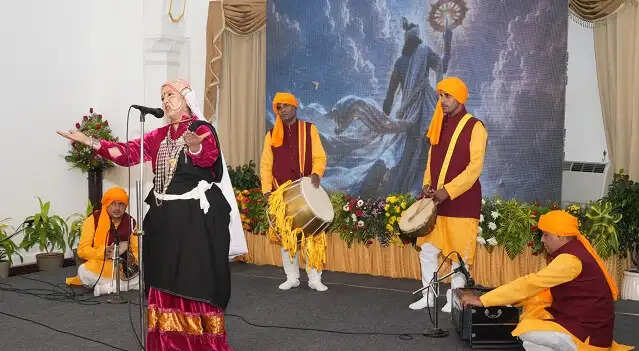 उपराष्ट्रपति के सम्मान में सांस्कृतिक संध्या, लोक संस्कृति और भारतीय विविधता का दिखा संगम